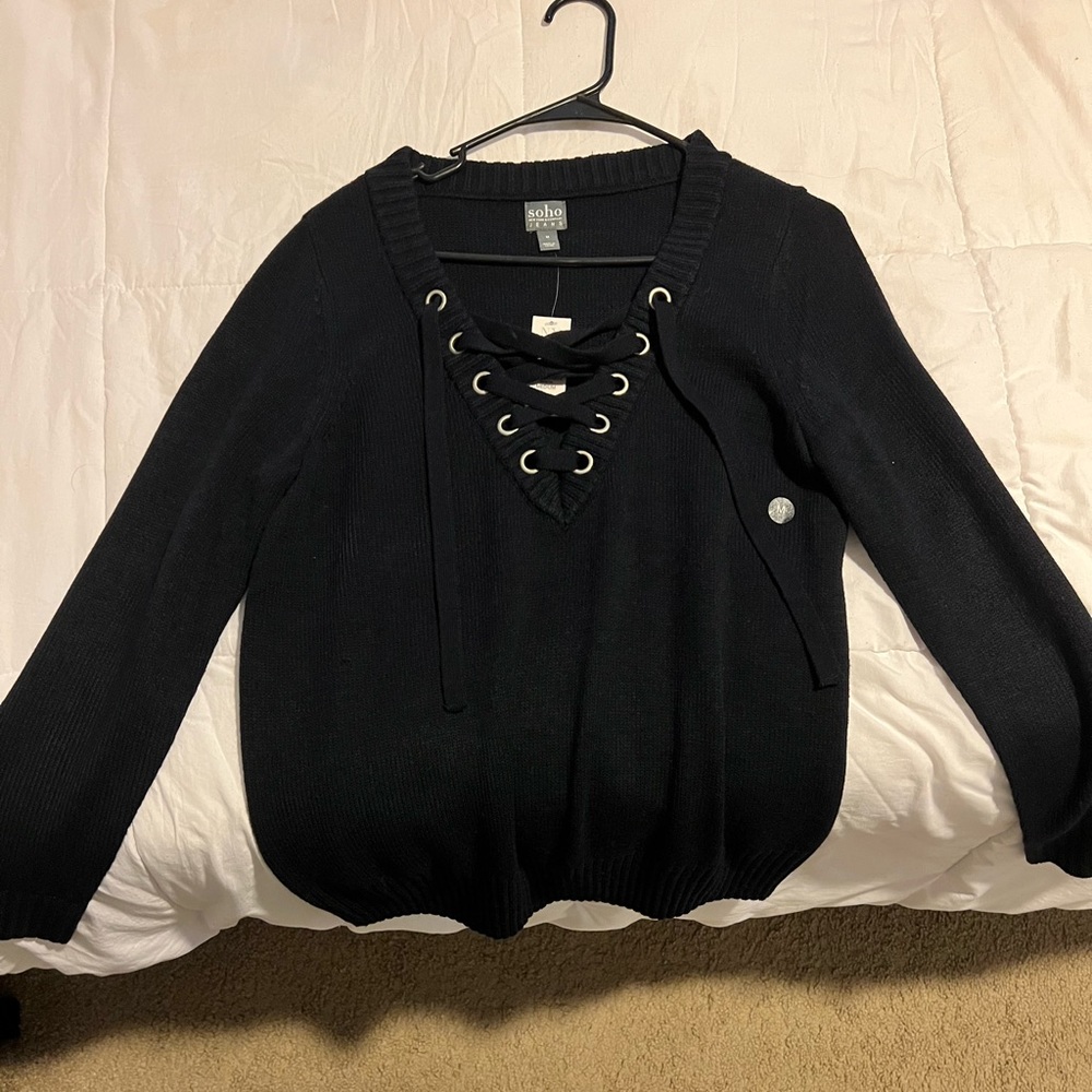 New York and Co Sweater Size M New with Tags